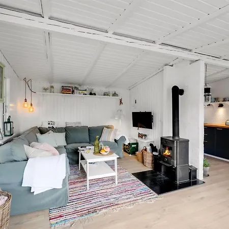 펜션 Suoma - 800m From The Sea By Interhome *